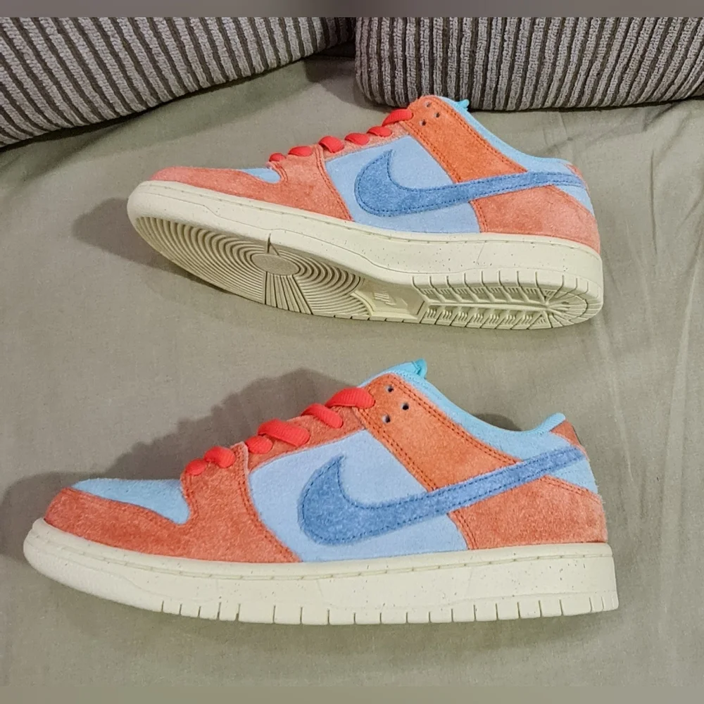 Nike SB Dunk PRO Low - Picture 2 of 13
